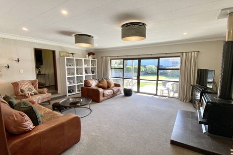 Photo of property in 75 Kildare Rise, Waikiwi, Invercargill, 9810