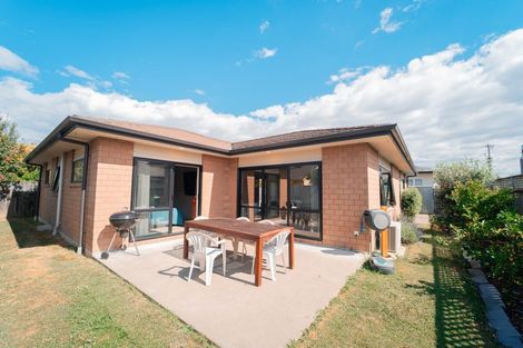 Photo of property in 5a Cornwall Road, Taradale, Napier, 4112