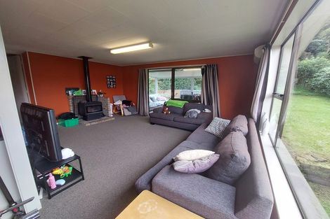 Photo of property in 17d Thames Street, Welbourn, New Plymouth, 4310