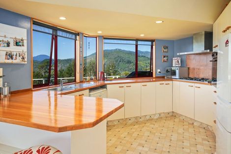 Photo of property in 321 Princes Drive, Britannia Heights, Nelson, 7010