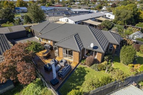 Photo of property in 2/54 Hudson Street, Bryndwr, Christchurch, 8053