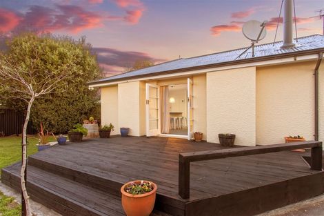 Photo of property in 14 Englefield Road, Belfast, Christchurch, 8051