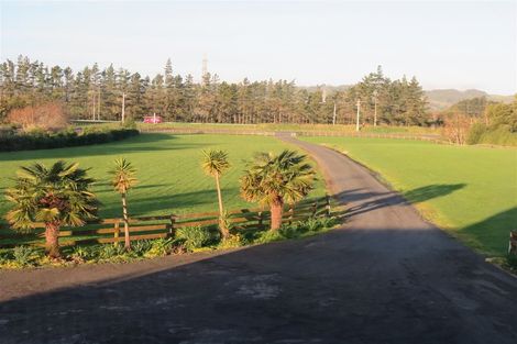 Photo of property in 613 Great South Road, Runciman, Drury, 2578