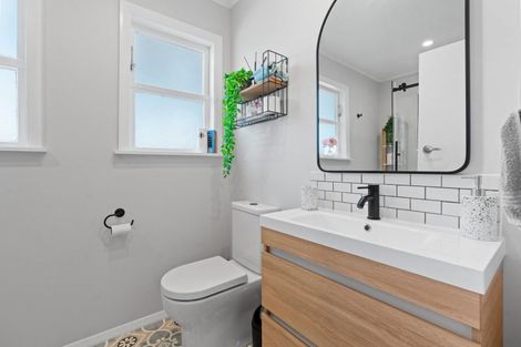 Photo of property in 9 Yule Grove, Greytown, 5712