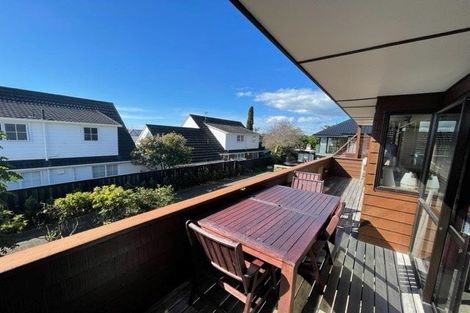 Photo of property in 2/13 Saltburn Road, Milford, Auckland, 0620