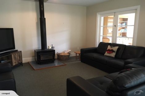 Photo of property in 9a Cologne Street, Martinborough, 5711