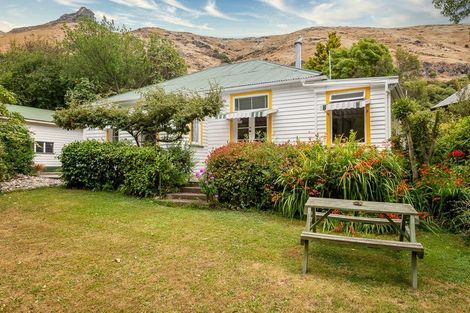 Photo of property in 7 Port Hills Road, Heathcote Valley, Christchurch, 8022