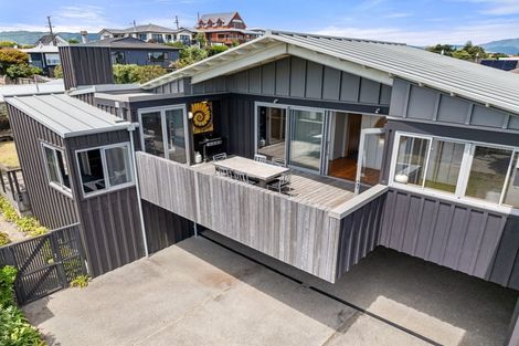 Photo of property in 88 Marine Parade, Paraparaumu Beach, Paraparaumu, 5032