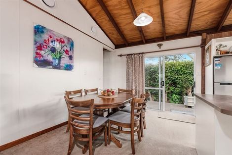 Photo of property in 4/89a Royal Road, Massey, Auckland, 0614