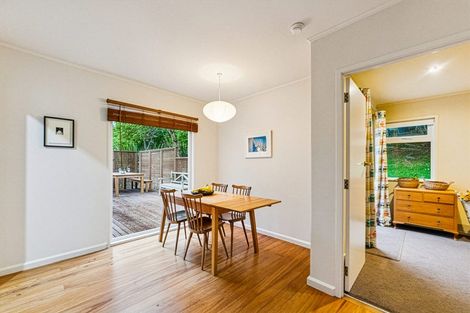 Photo of property in 261 Titirangi Road, Titirangi, Auckland, 0604