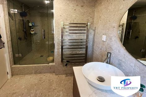 Photo of property in 9a Levaut Place, Half Moon Bay, Auckland, 2012