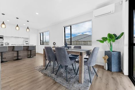 Photo of property in 16 Skiffington Road, Pokeno, 2402