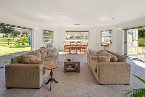 Photo of property in 10 Parker Road, Huntly, 3771