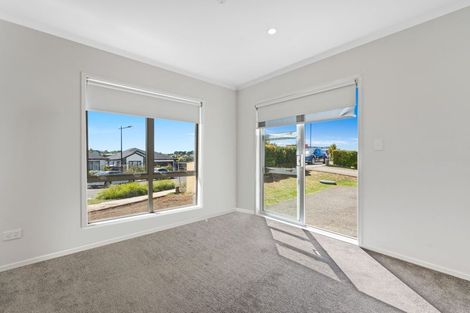 Photo of property in 37 Taikaranga Street, Pukekohe, 2120