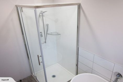 Photo of property in 2/68 Nortons Road, Avonhead, Christchurch, 8042