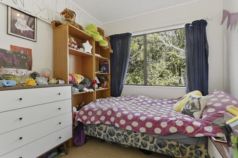 Photo of property in 2/14 Norman Road, Titirangi, Auckland, 0604