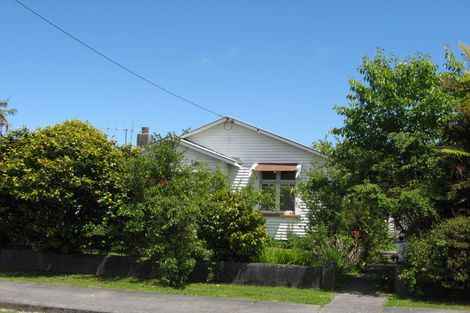 Photo of property in 44 Romilly Street, Westport, 7825