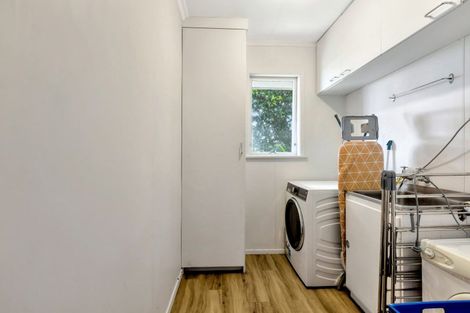 Photo of property in 53e Doralto Road, Frankleigh Park, New Plymouth, 4310