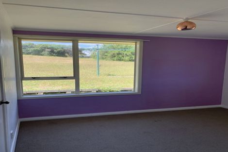 Photo of property in 11 Taupiri Crescent, Titahi Bay, Porirua, 5022