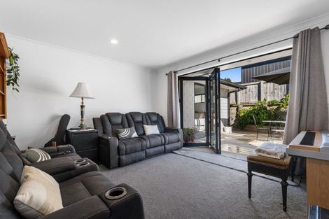 Photo of property in 138 Adler Drive, Ohauiti, Tauranga, 3112