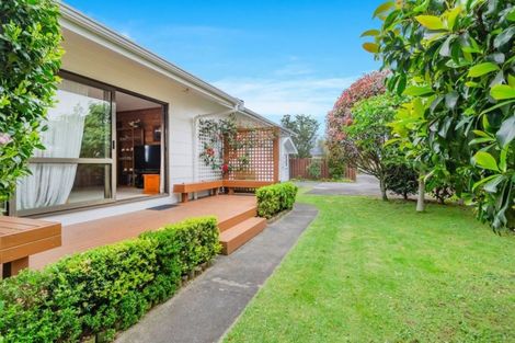 Photo of property in 37a Hill Crescent, Papakura, 2110