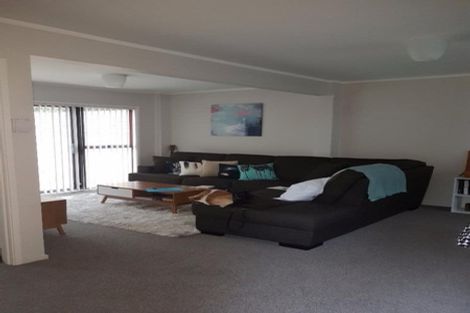 Photo of property in 10/19a Gray Avenue, Mangere East, Auckland, 2024