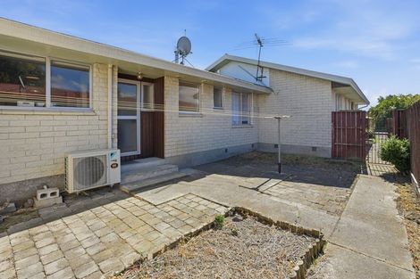 Photo of property in 2/11 Dilworth Street, Riccarton, Christchurch, 8011