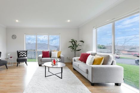 Photo of property in 21 Mili Way, Ranui, Auckland, 0612