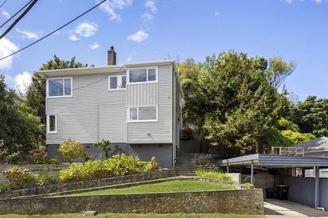 Photo of property in 2 Walden Street, Strathmore Park, Wellington, 6022