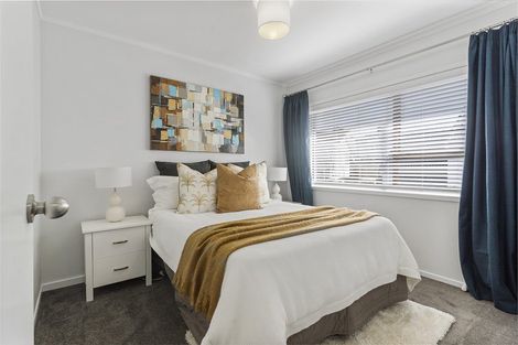 Photo of property in 1/3 Tirimoana Road, Te Atatu South, Auckland, 0602