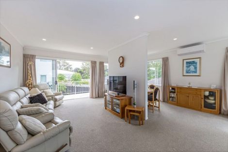 Photo of property in 7 Whares Court, Silverdale, 0932