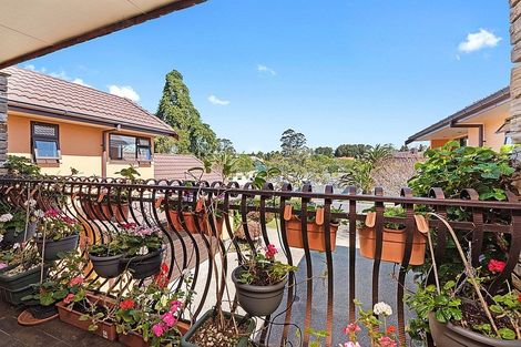 Photo of property in 25 Oak Manor Drive, Albany, Auckland, 0632