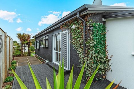 Photo of property in 37 Tamatea Road, Taupo, 3330