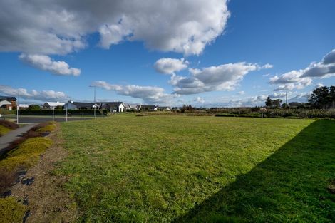 Photo of property in 10 Kotare Grove, Cambridge, 3434