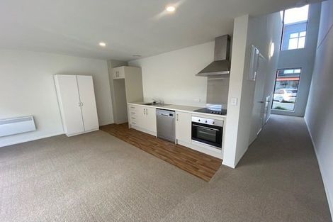 Photo of property in 2/17 Owens Place, Mount Maunganui, 3116