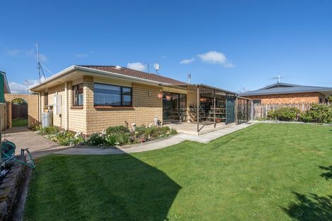 Photo of property in 18 Waterford Drive, Winton, 9720