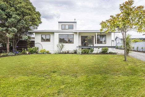 Photo of property in 18 Caroline Drive, Feilding, 4702