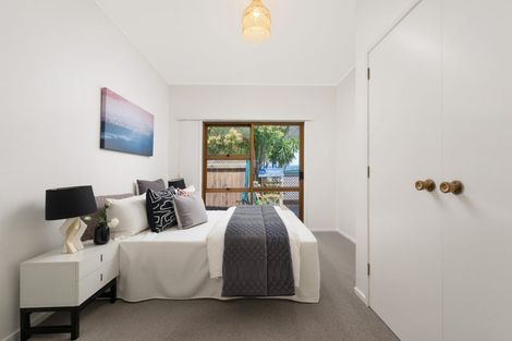 Photo of property in 35d Edmonton Road, Henderson, Auckland, 0612