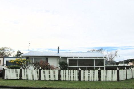 Photo of property in 2a Elder Grove, Paraparaumu, 5032