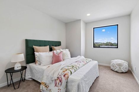 Photo of property in 47 Sunnyheights Road, Orewa, 0931