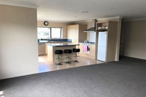 Photo of property in 20 Aotea Drive, Aotea, Porirua, 5024