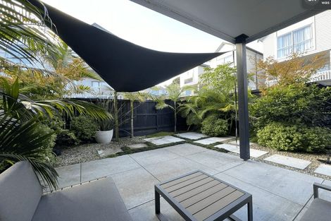Photo of property in 27/27 Powell Street, Avondale, Auckland, 1026