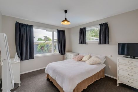 Photo of property in 126 Effingham Street, North New Brighton, Christchurch, 8083