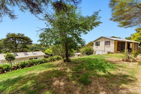 Photo of property in 379 Muriwai Road, Waimauku, 0881