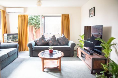 Photo of property in 2/226 Wilsons Road, Waltham, Christchurch, 8023