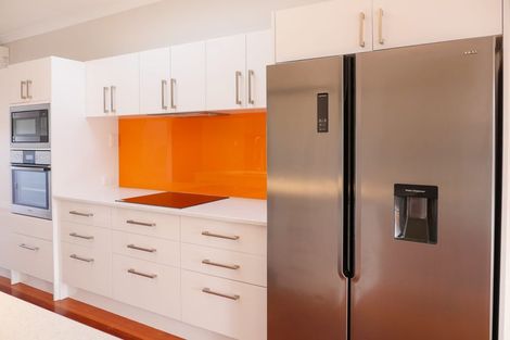 Photo of property in 49 Lonsdale Crescent, Rongotai, Wellington, 6022