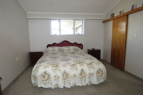 Photo of property in 33 Marine Parade, Carters Beach, Westport, 7825