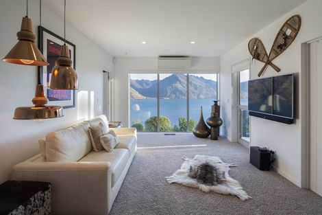 Photo of property in 36 Corsican Drive, Ben Lomond, Queenstown, 9371