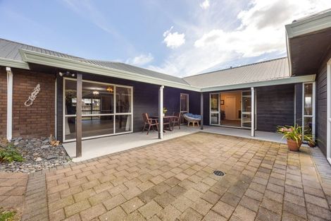 Photo of property in 38 Ashley Street, St Andrews, Hamilton, 3200