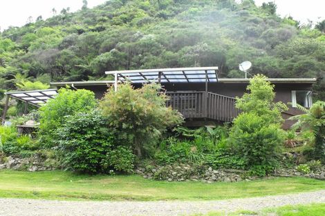 Photo of property in 102 Pakihi Road, Toatoa, Opotiki, 3197